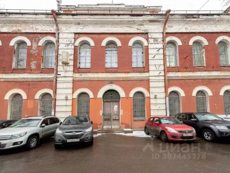 Торговая площадь в Санкт-Петербург ул. Комсомола, 2 (36689 м) - Фото 1