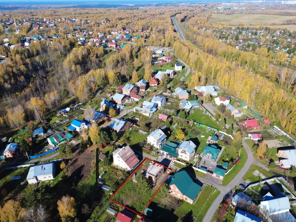 Дом в Томская область, Томск пос. Апрель, проезд Строителей, 3 (280 м) - Фото 1