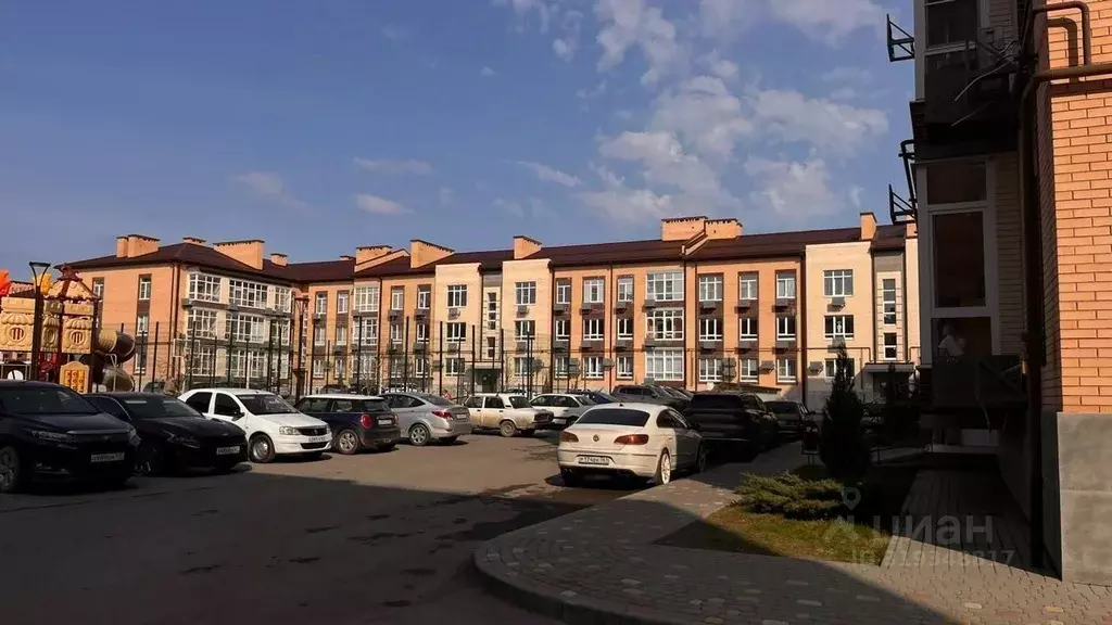 2-к кв. Ростовская область, Аксай ул. Речников, 16к3 (61.0 м) - Фото 0