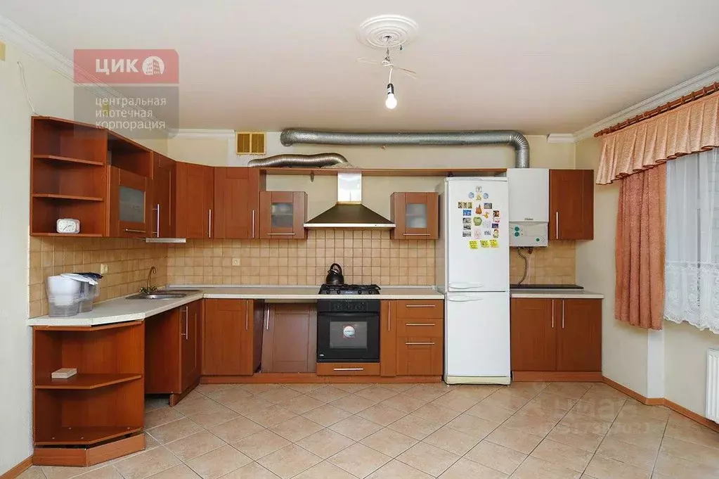 2-к кв. Рязанская область, Рязань ул. Некрасова, 26 (107.1 м) - Фото 0