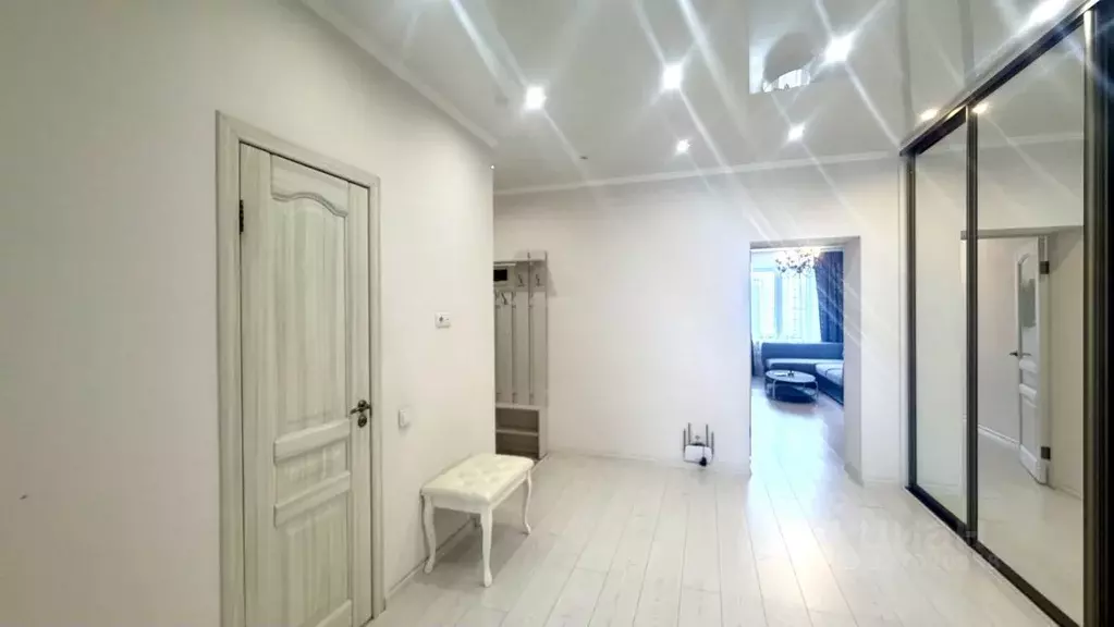 2-к кв. Омская область, Омск ул. Крупской, 14к2 (59.8 м) - Фото 1