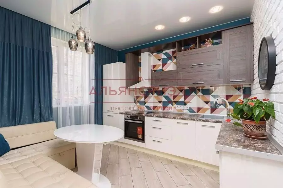 Коттедж в Новосибирская область, Новосибирский район, Мичуринский ... - Фото 1