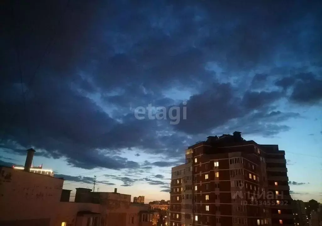 3-к кв. Белгородская область, Белгород ул. Есенина, 8 (71.0 м) - Фото 1