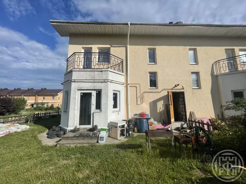 Таунхаус в Ленинградская область, Коммунар г. Гатчинский муниципальный ... - Фото 1