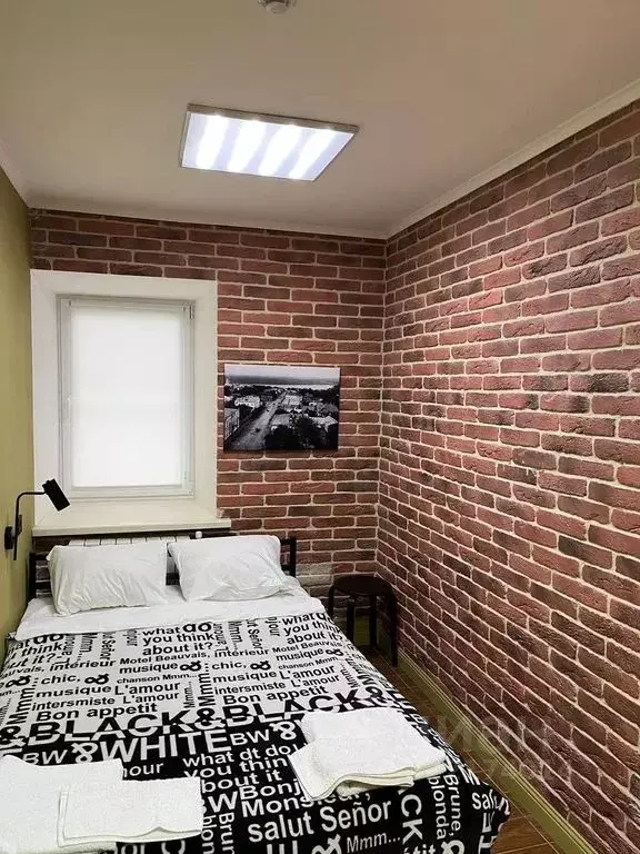 Комната Нижегородская область, Нижний Новгород Ильинская ул., 43 - Фото 1