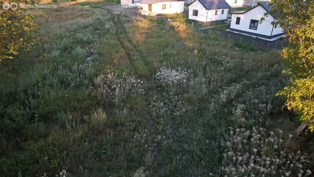 Участок в Гостагаевская, Огородная улица (9 м) - Фото 0