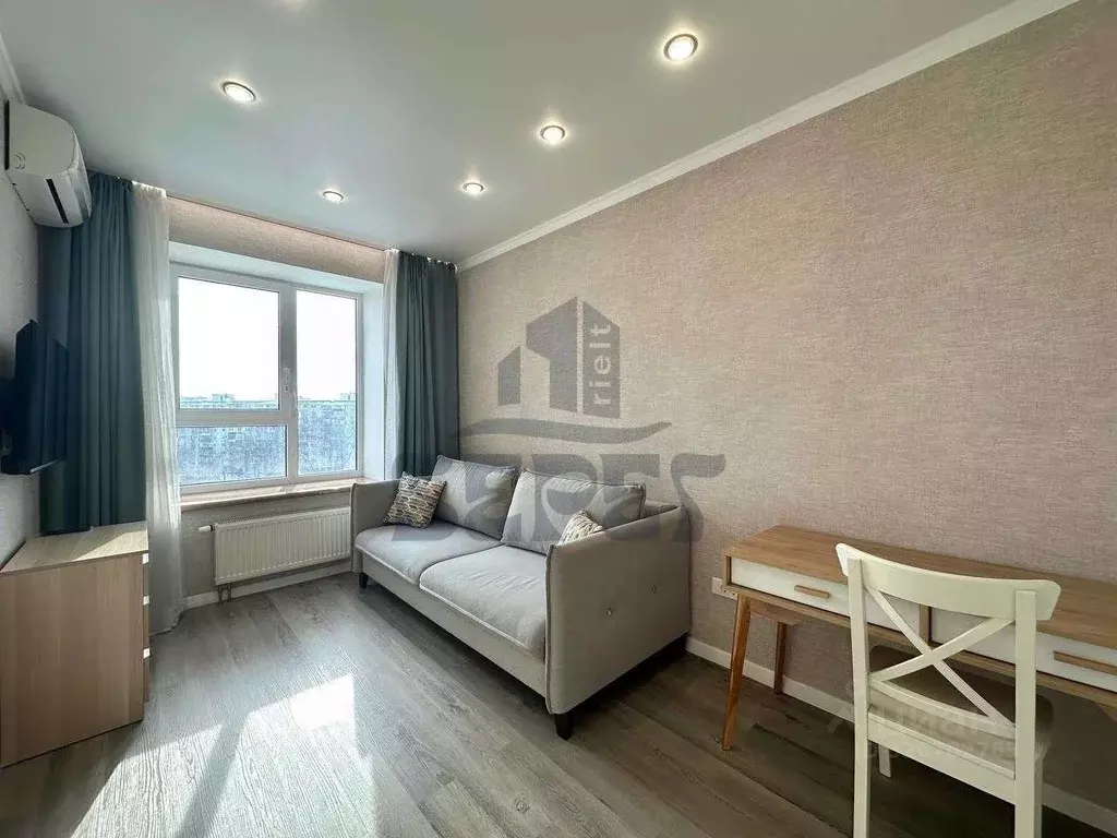 1-к кв. Татарстан, Казань ул. Братьев Касимовых, 35 (35.1 м) - Фото 1