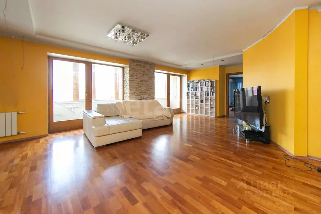 3-к кв. Томская область, Томск ул. Кузнецова, 3 (132.8 м) - Фото 1