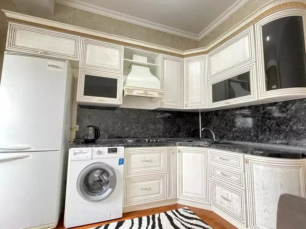 1-к кв. Дагестан, Каспийск просп. М. Омарова, 12 (40.0 м) - Фото 0