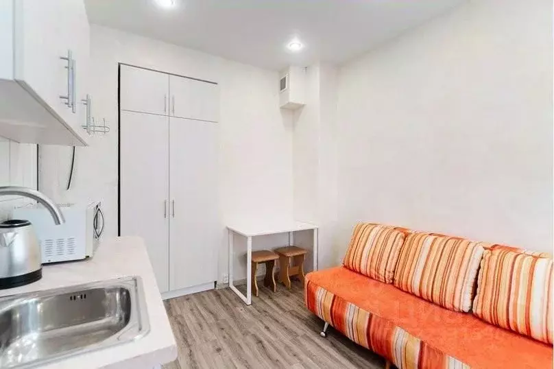 1-к кв. Омская область, Омск ул. Долгирева, 15 (20.0 м) - Фото 2