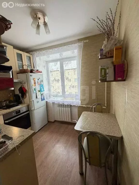 2-комнатная квартира: Ирбит, улица Елизарьевых, 28Б (46 м) - Фото 1