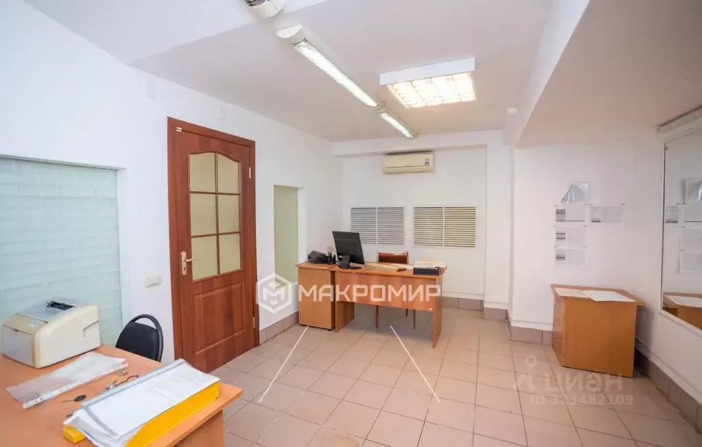 Офис в Челябинская область, Челябинск просп. Победы, 303/2 (53 м) - Фото 2