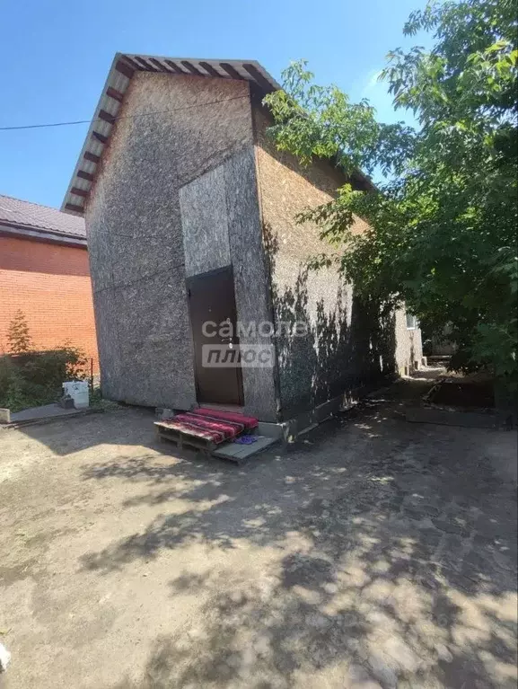 Дом в Омская область, Омск ул. Муромцева, 104 (100 м) - Фото 2