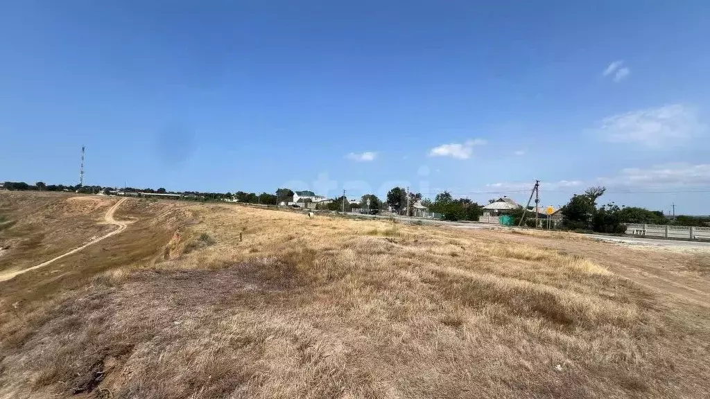 Участок в Крым, Ленинский район, с. Калиновка ул. Садовая (452.0 сот.) - Фото 0