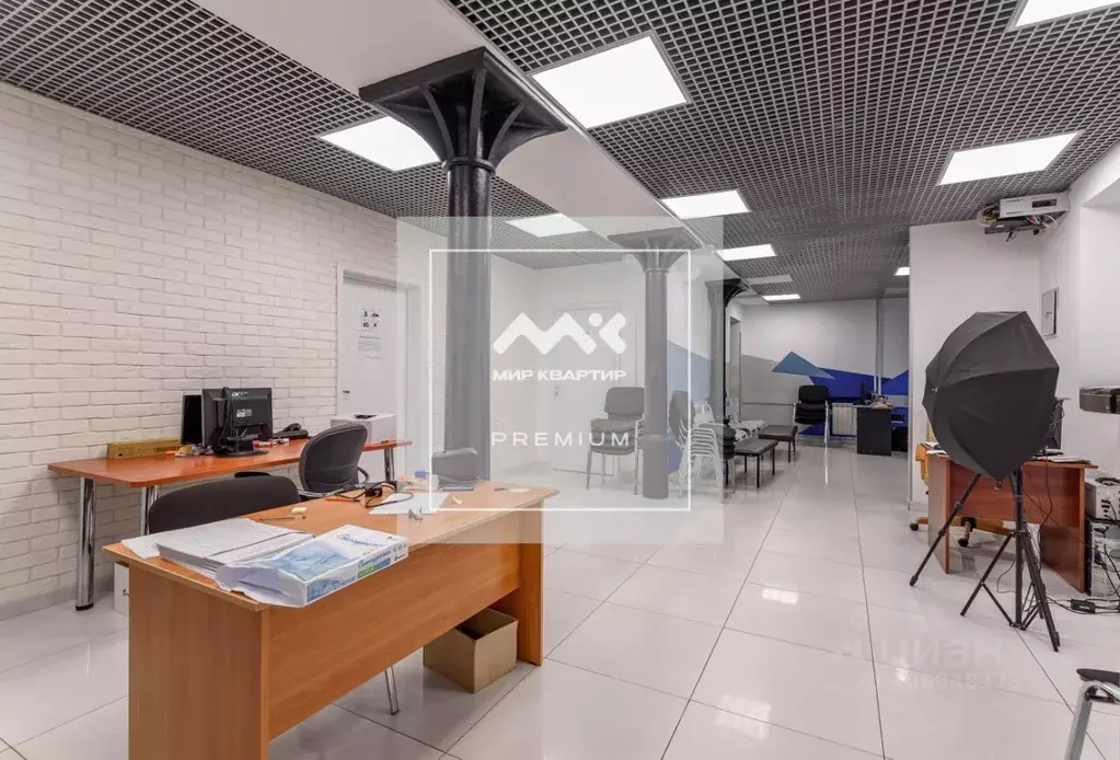 Помещение свободного назначения в Санкт-Петербург Боровая ул., 74 (630 ... - Фото 0