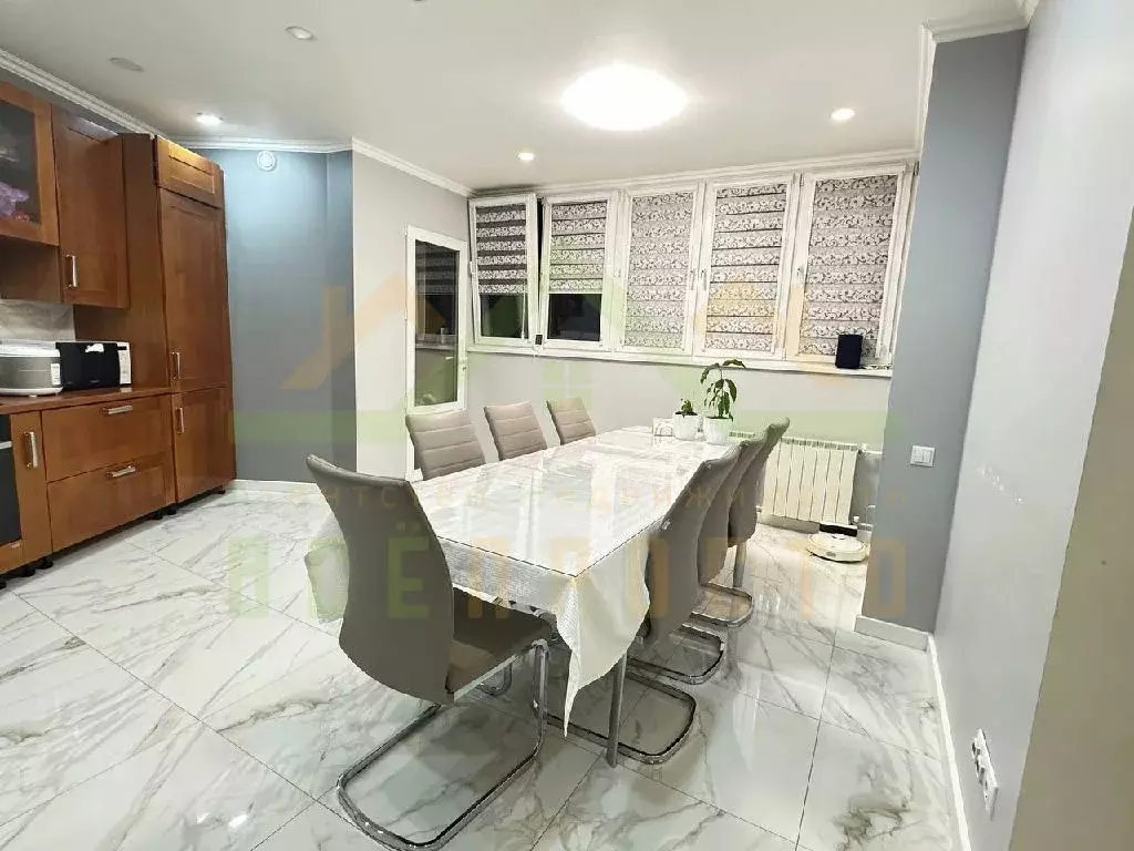 Продается 5-комнатная квартира - Фото 2