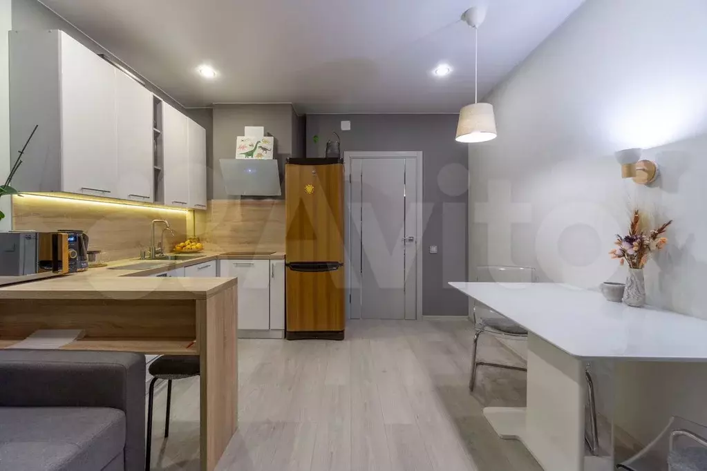 1-к. квартира, 40 м, 8/16 эт. - Фото 0