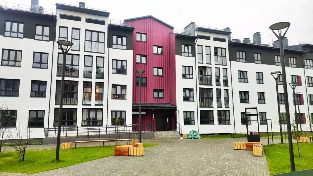 2-комнатная квартира: Тюмень, улица Василия Севергина, 5 (53 м) - Фото 1