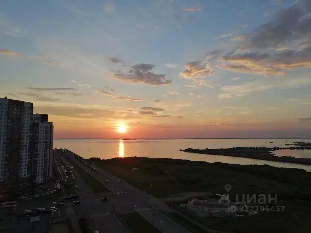 2-к кв. Санкт-Петербург ул. Маршала Казакова, 72к1с1 (50.0 м) - Фото 0