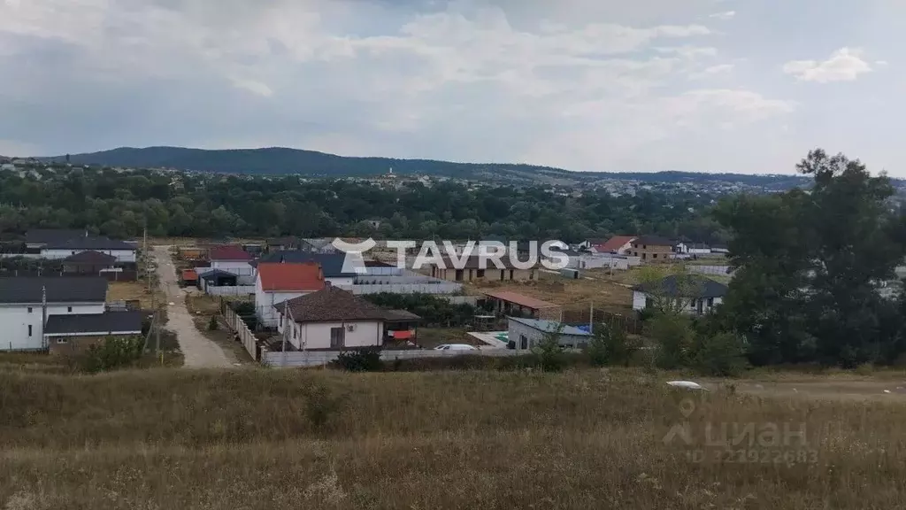 Участок в Крым, Симферопольский район, с. Доброе ул. Имени А. ... - Фото 1