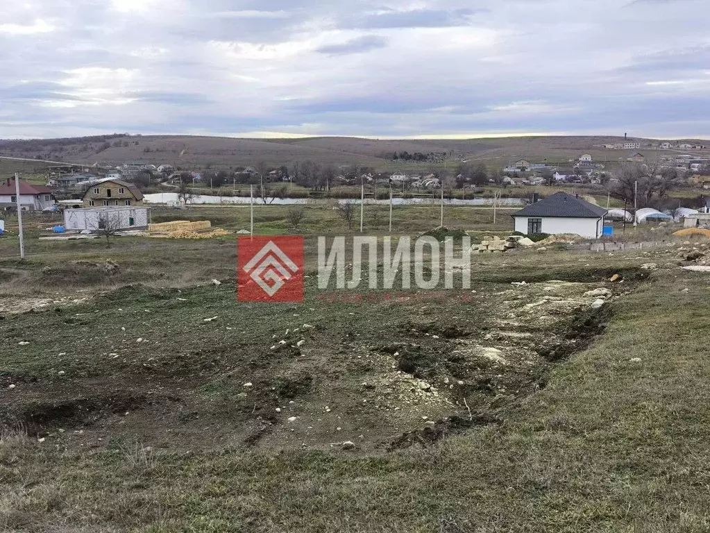 Участок в Крым, Симферопольский район, с. Урожайное ул. Таврическая, ... - Фото 2