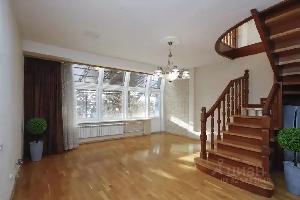 2-к кв. Иркутская область, Иркутск Дальневосточная ул., 140 (117.0 м) - Фото 1