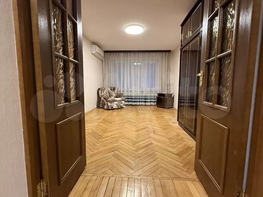 2-к. квартира, 60 м, 2/12 эт. - Фото 0