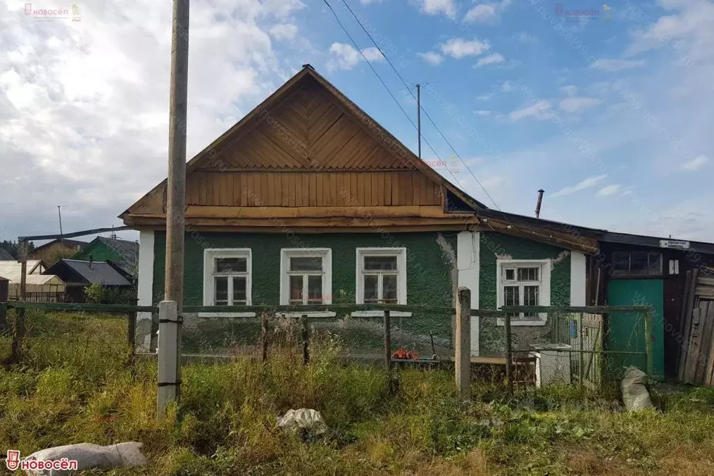 Дом в Свердловская область, Ревда ул. Парижской Коммуны, 4 (72 м) - Фото 0