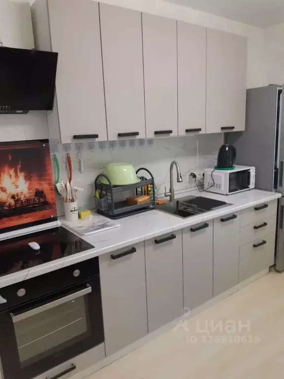 1-к кв. Крым, Симферополь просп. Александра Суворова, 99 (42.0 м) - Фото 1