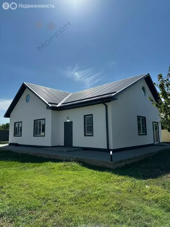 Дом в станица Васюринская, Редутская улица, 5 (244.2 м) - Фото 0