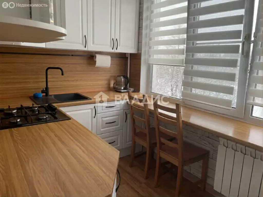 3-комнатная квартира: деревня Кипень, Ропшинское шоссе, 7 (49.4 м) - Фото 1