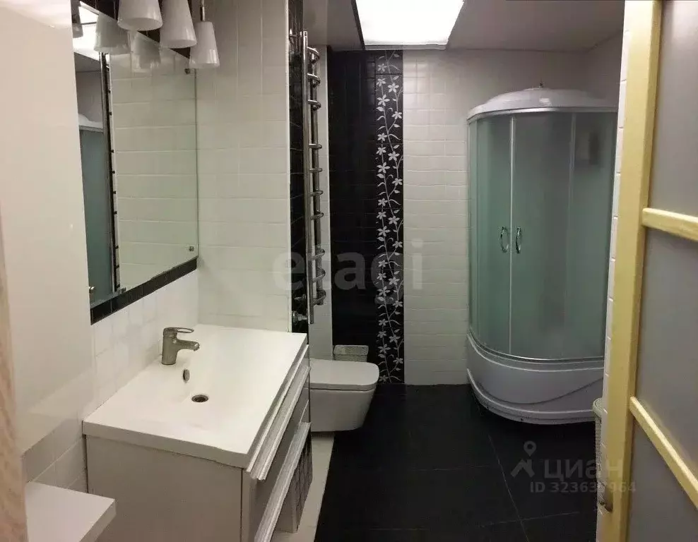 2-к кв. Томская область, Томск ул. Степана Разина, 19 (58.5 м) - Фото 2