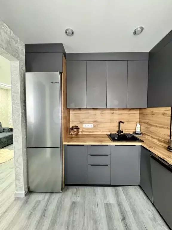 3-к кв. Ямало-Ненецкий АО, Ноябрьск ул. Ленина, 68 (65.7 м) - Фото 1