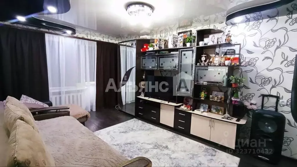 3-к кв. Ростовская область, Белокалитвинский район, Шолоховский пгт ... - Фото 1