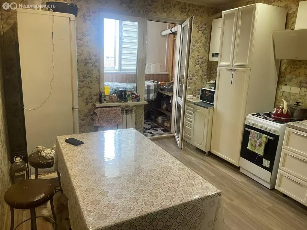 2-комнатная квартира: село Нежинка, Эстрадная улица, 13 (61.3 м) - Фото 2