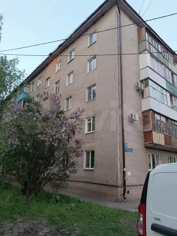 1-к. квартира, 35 м, 5/5 эт. - Фото 0