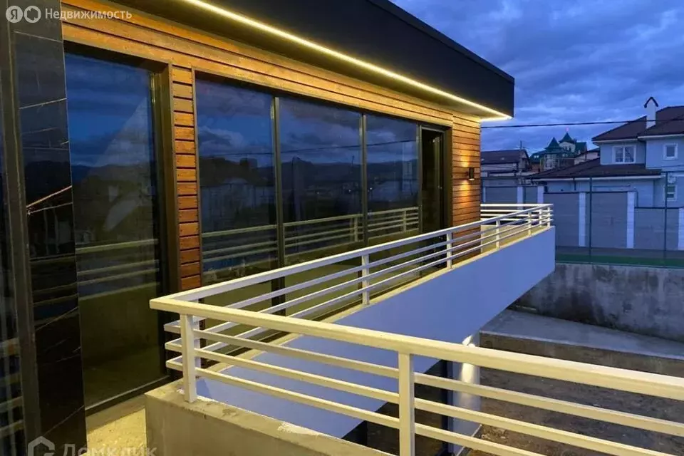 Дом в Краснодар, 2-й проезд Писателя Степанова, 11 (200 м) - Фото 2