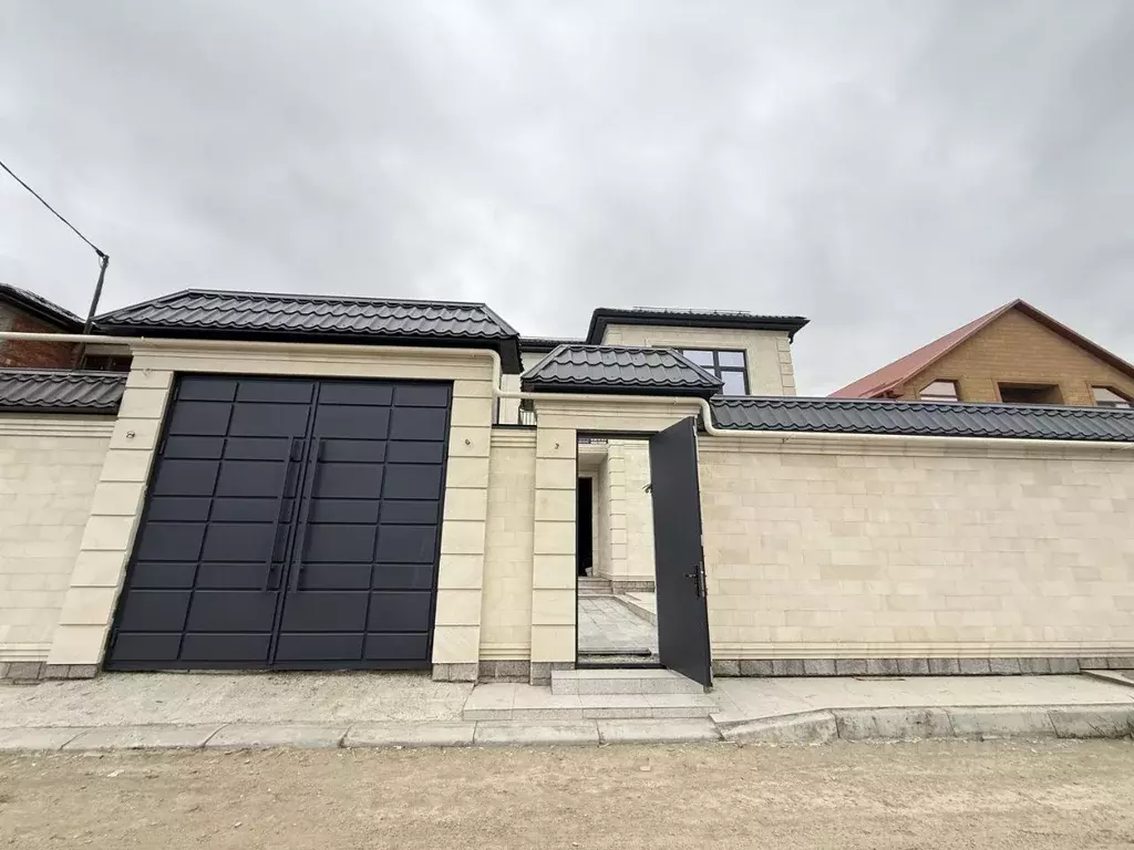 Дом в Дагестан, Каспийск Кемпинг мкр, 14-я линия (250 м) - Фото 2