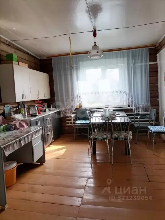 Дом в Саха (Якутия), Мегино-Кангаласский улус, Мегинский наслег, с. ... - Фото 1