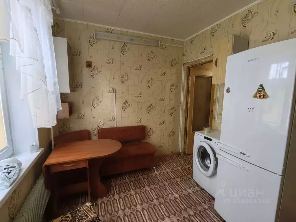 1-к кв. Белгородская область, Старый Оскол Королева мкр, 14 (39.0 м) - Фото 2