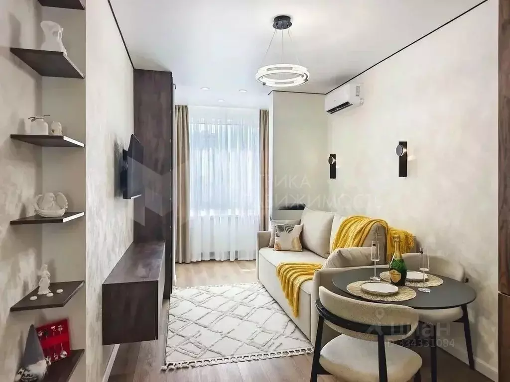1-к кв. Тюменская область, Тюмень ул. Евгения Войнова, 3 (43.5 м) - Фото 1