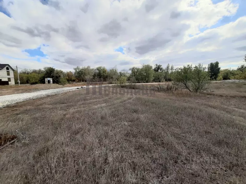 Участок в Волгоградская область, Краснослободск Среднеахтубинский ... - Фото 2