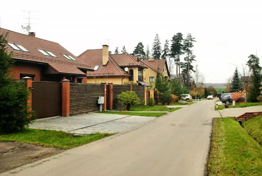 Участок в Октябрьский район, рабочий посёлок Каменоломни, улица ... - Фото 0