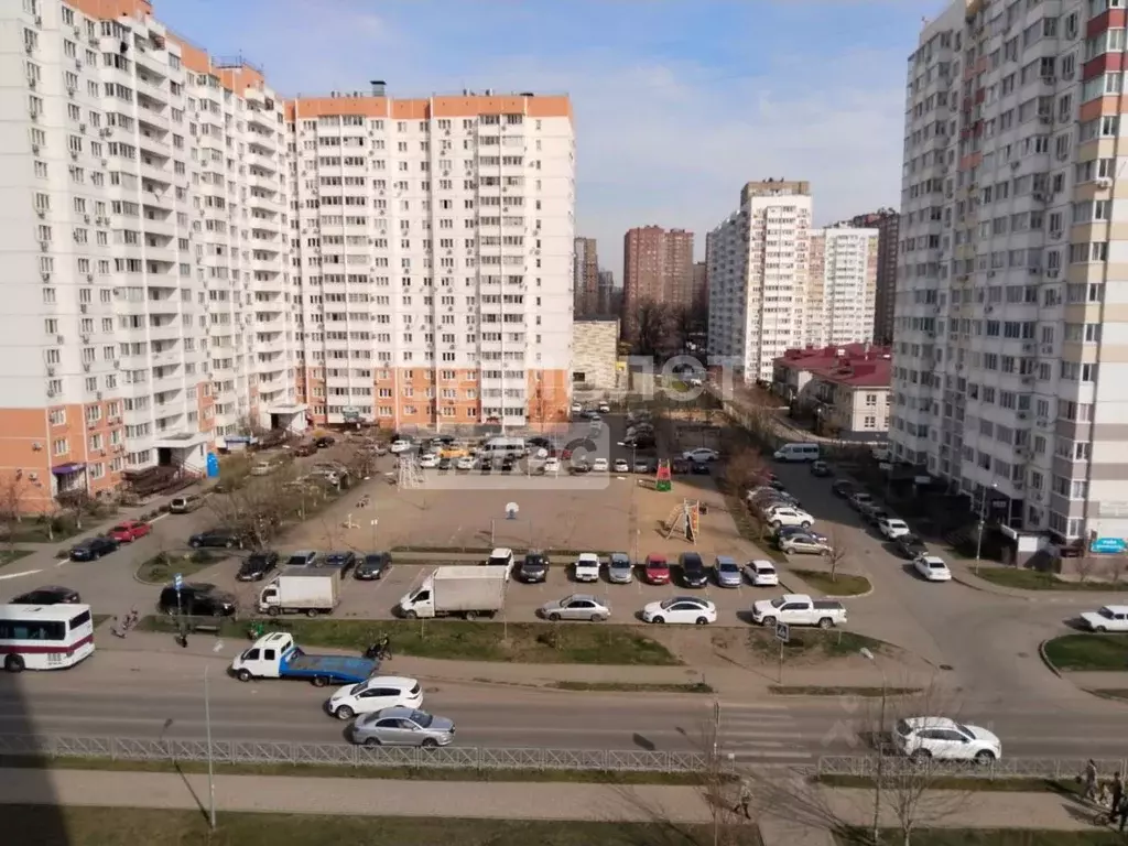 2-к кв. Краснодарский край, Краснодар Черкасская ул., 68 (56.6 м) - Фото 0