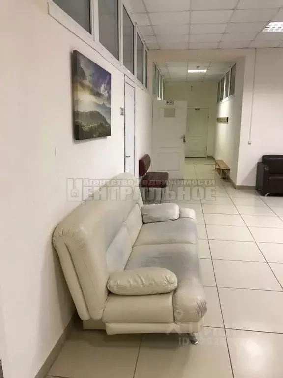 Помещение свободного назначения в Смоленская область, Смоленск просп. ... - Фото 2