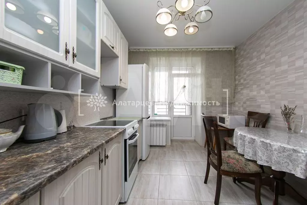 2-к. квартира, 55 м, 1/7 эт. - Фото 1