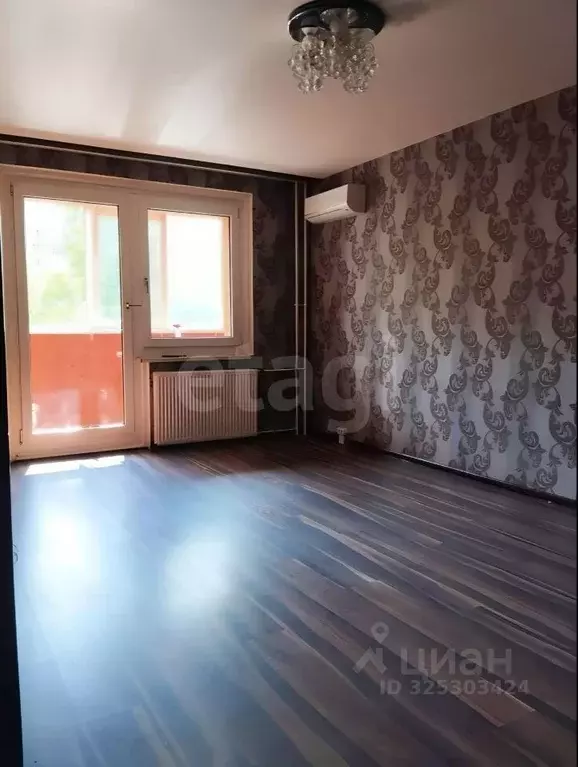 3-к кв. Пермский край, Пермь ул. Революции, 3/5 (66.7 м) - Фото 1