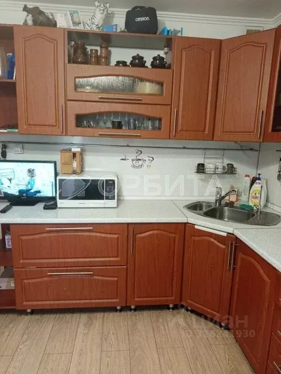 2-к кв. Тюменская область, Тюмень ул. 30 лет Победы, 18 (72.3 м) - Фото 2