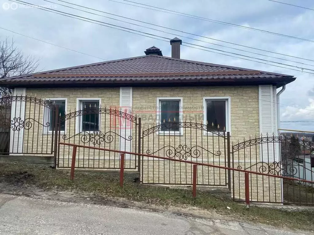 Дом в Старый Оскол, улица Долгих, 48 (90 м) - Фото 1