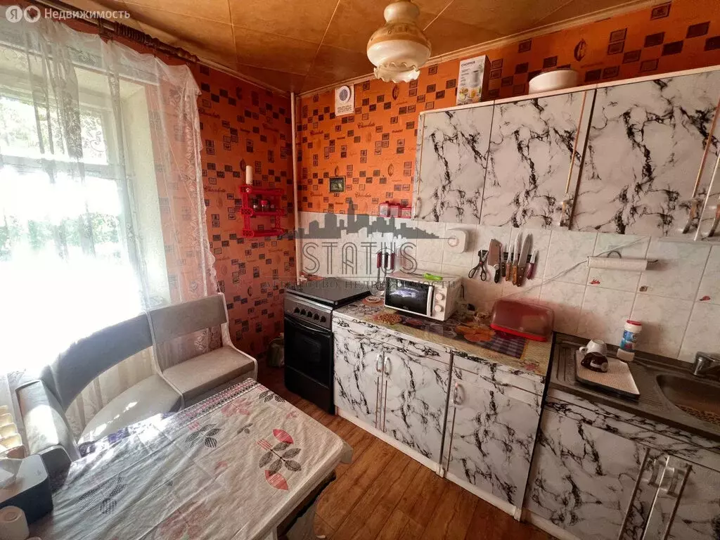 3-комнатная квартира: Ртищево, улица Победы, 7 (57.2 м) - Фото 0